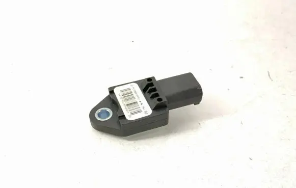 Mercedes-Benz B W245 Airbag deployment crash/impact sensor 1698210451 1698202226