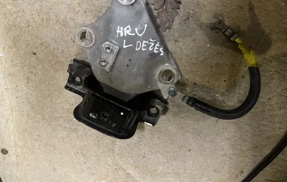 Honda HR-V Gearbox mount 50T5A