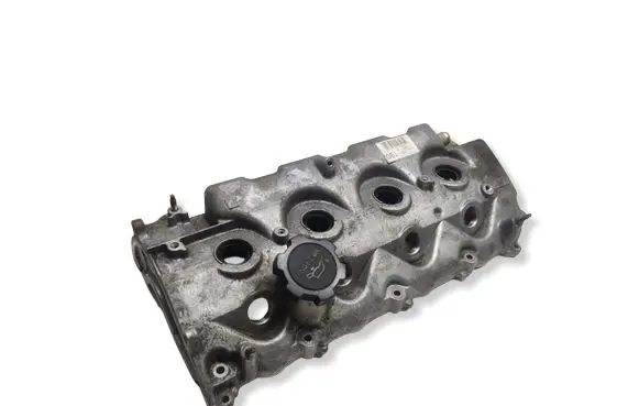 Toyota Avensis Verso Rocker cam cover 