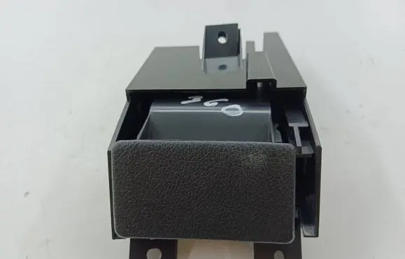 Mazda Xedos 6 Glove box central console 
