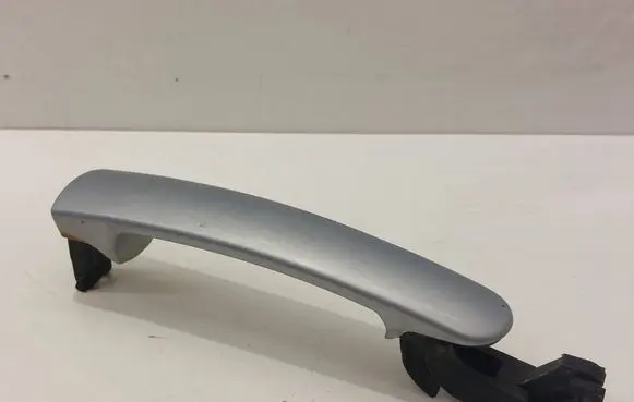 Skoda Octavia Mk2 (1Z) Front door exterior handle 3B0837207