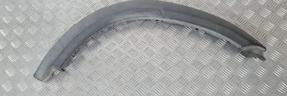 Nissan Terrano Front arch trim 