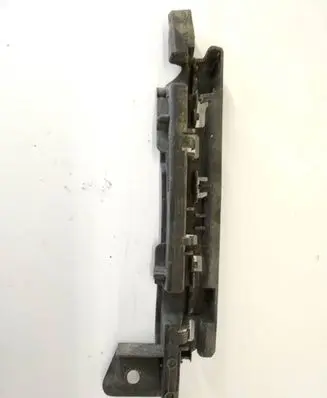 Renault Laguna III Fender mounting bracket 622200006R
