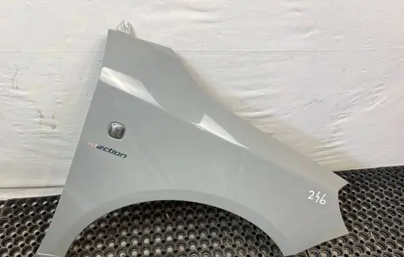 Skoda Fabia Mk2 (5J) Fender 