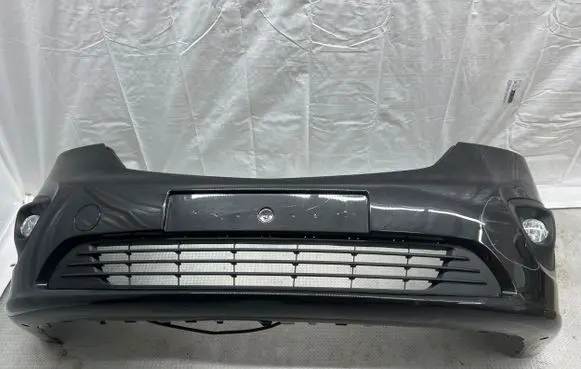 Opel Vivaro Front bumper 620222078R 22986900 93868853