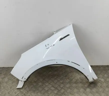 Ford Fiesta Fender 2400943
