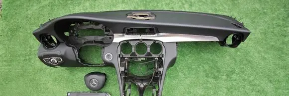 Mercedes-Benz C W205 Dashboard
