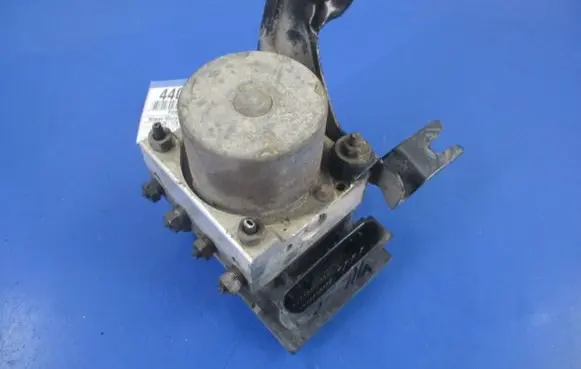 Nissan Micra ABS Pump 47660AX600