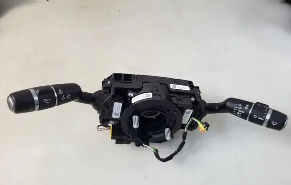 Jaguar XF Wiper turn signal indicator stalk/switch GX7313N064FB