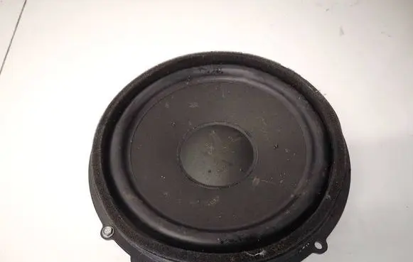 Tesla Model S Front door speaker 100483303a 1004833-03-a