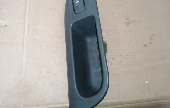 Renault Scenic I Electric window control switch 7700431172