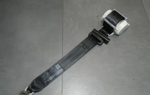 Volkswagen Eos Rear seatbelt 1Q0857806 333696 34052223