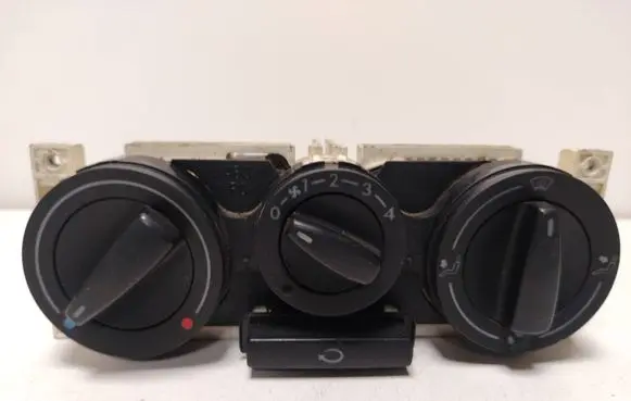 Volkswagen PASSAT B5 Climate control unit 1J0819045F 901511201000