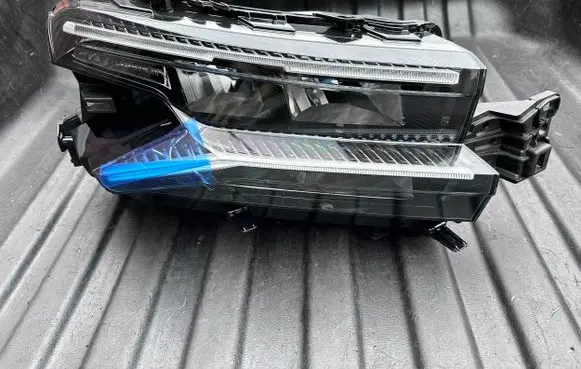 Citroen C5 Aircross Headlight/headlamp 9845038380 9845355980 A0055M01
