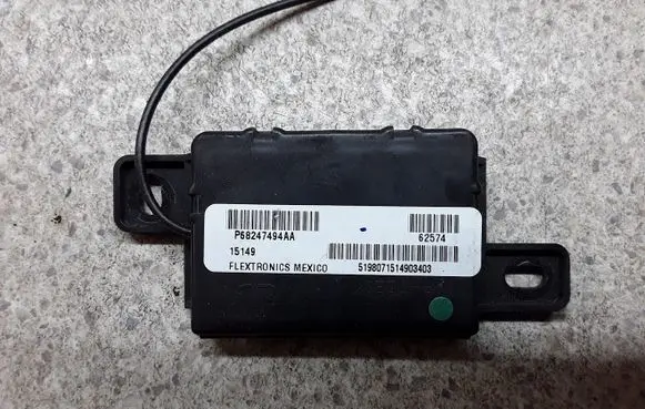 Fiat 500X Antenna control unit 51980715 P68247494AA