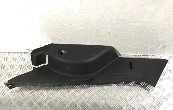 Toyota Auris 150 (C) pillar trim 6255202080B0 6255202080