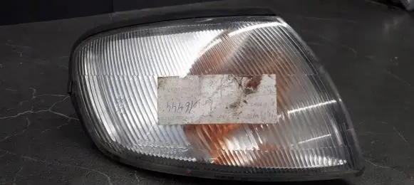 Nissan Almera Front indicator light