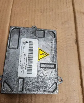 Audi A4 S4 B6 8E 8H Headlight ballast module Xenon 1307329115