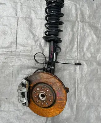 Jeep Compass Front wheel hub spindle knuckle JEEP COMPASS II ZWROTNICA LEWA AMORTYZATOR 1.4 1.3 21R