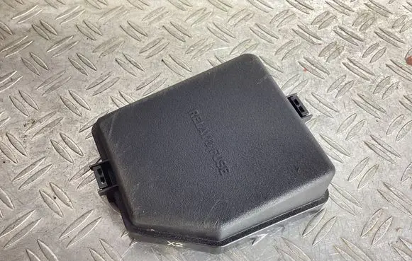 Lexus NX Fuse box cover 8266278350