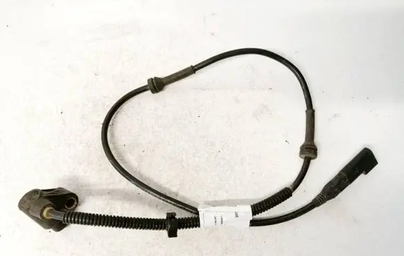 Ford Mondeo MK II ABS brake wheel speed sensor 96BG2B372AA 96BG-2B372-AA