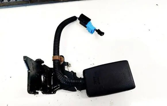 Honda Civic Rear seatbelt buckle 