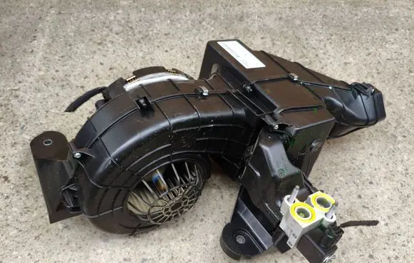 Volvo XC90 Heater fan/blower 31449328 00028571