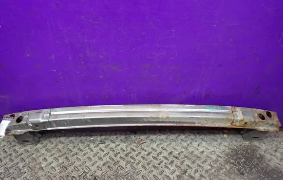Honda CR-V Rear bumper support beam 