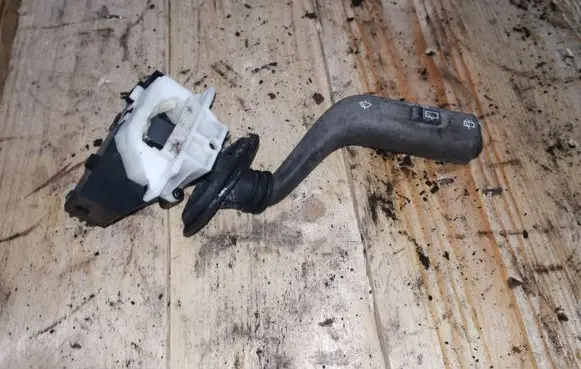 Volvo S40, V40 Wiper control stalk