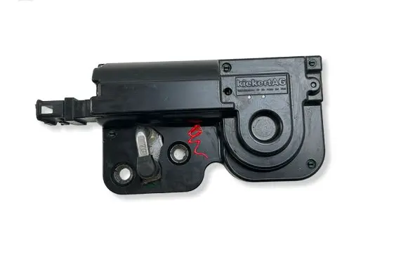 Volkswagen Touareg I Tailgate/trunk/boot lock/catch/latch 7L0827511E