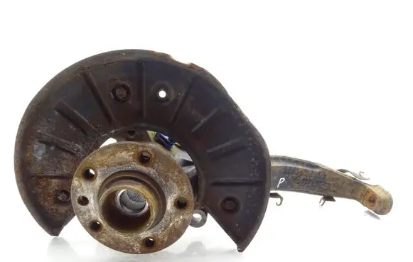 Volkswagen Touareg I Front wheel hub spindle knuckle 7L6407258A