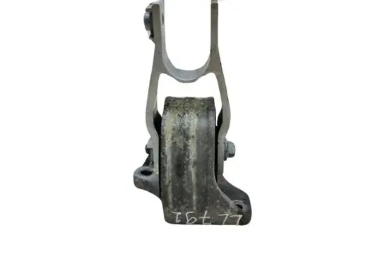 Volvo XC90 Engine mount bracket 32139936