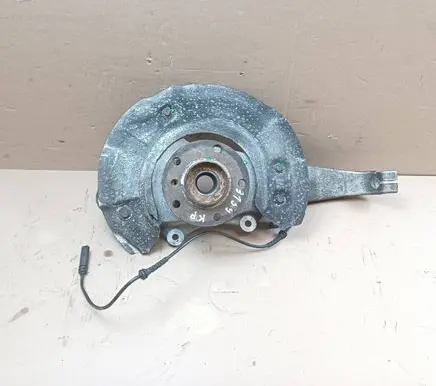 BMW 5 F10 F11 Front wheel hub 6784902