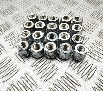 Isuzu D-Max Nuts/bolts 8981019830