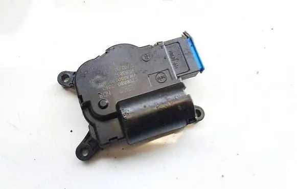 Volkswagen PASSAT B7 Air flap motor/actuator 5Q0907511L