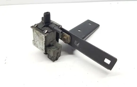 BMW 3 E36 Valve vacuum 2243804