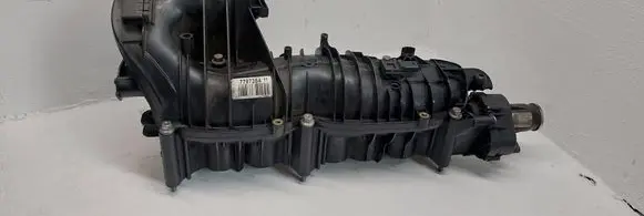 BMW 5 E60 E61 Intake manifold 7797384 7798885