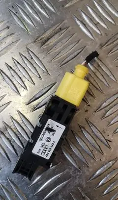 Audi A6 S6 C5 4B Airbag deployment crash/impact sensor 4b0959643c