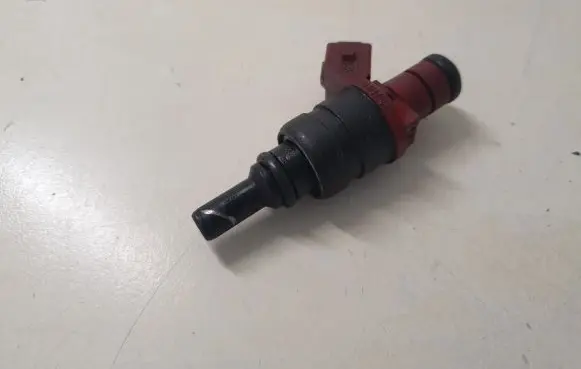 Mercedes-Benz C W203 Fuel injector 0000787149