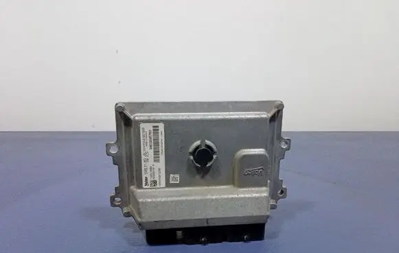 Citroen C3 Engine control unit/module ECU 9805895780