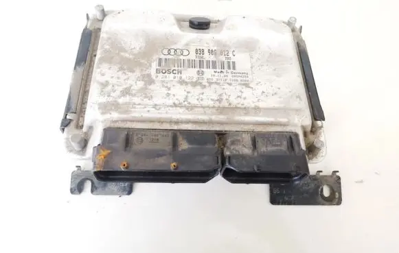 Audi A3 S3 8L Engine control unit/module 038906012c 0281010122