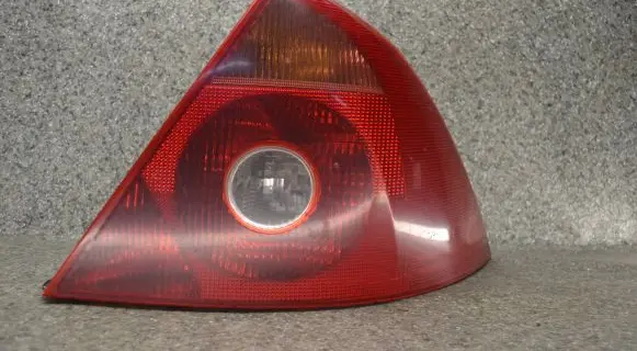 Ford Mondeo Mk III Rear/tail lights 1S7113404A