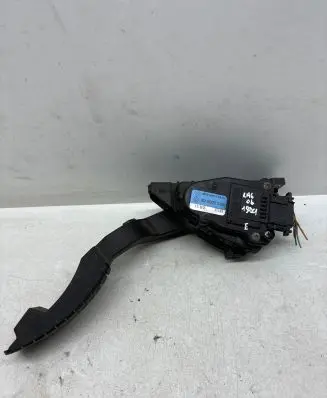 Renault Laguna II Accelerator throttle pedal 8200003392 6PV00811901