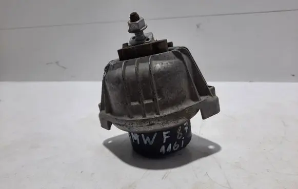 BMW 1 E81 E87 Engine mount bracket 139811