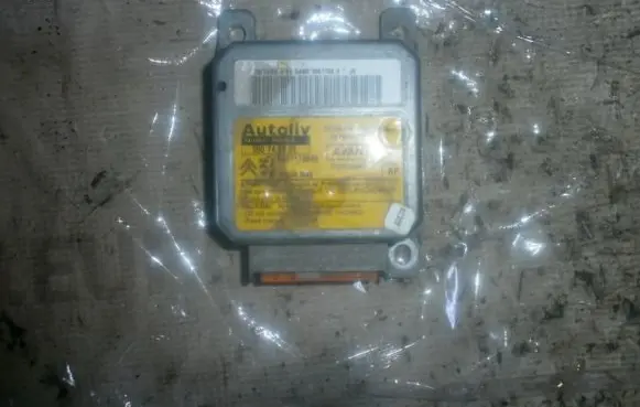 Citroen Berlingo Airbag control unit/module 9637176880