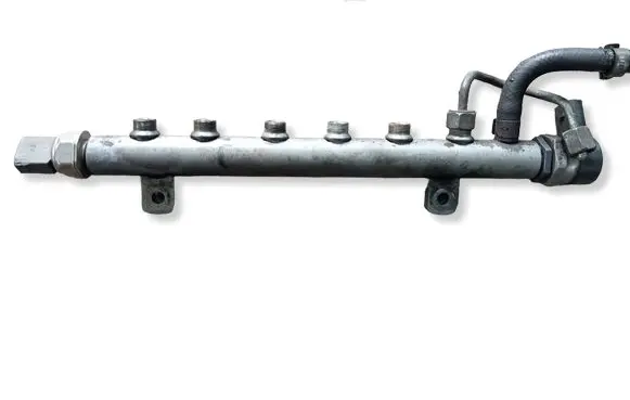 Volkswagen Crafter Fuel main line pipe 057130764E 14208746 0281002856