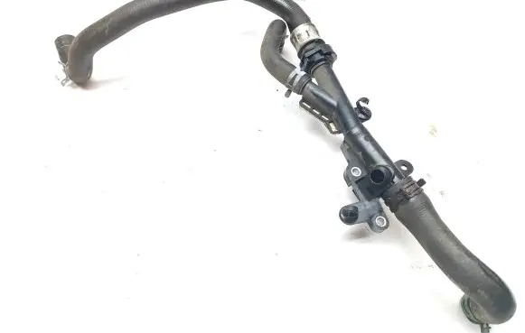 Renault Trafic III (X82) Engine coolant pipe/hose