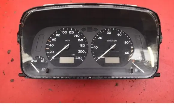 Volkswagen Golf III Speedometer (instrument cluster) 1H0919864J