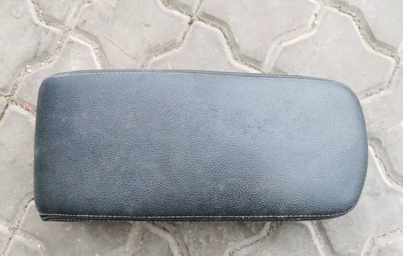 Renault Laguna III Armrest 1000967