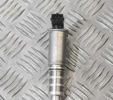 BMW 7 F01 F02 F03 F04 Turbo solenoid valve 7585776